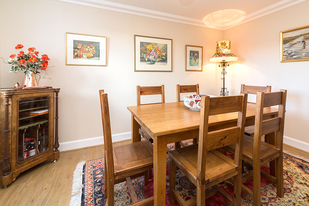Breakfast Room